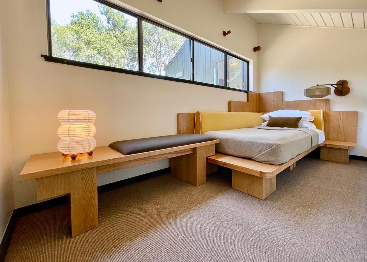 Lodge At Marconi Marshall Bagian luar foto