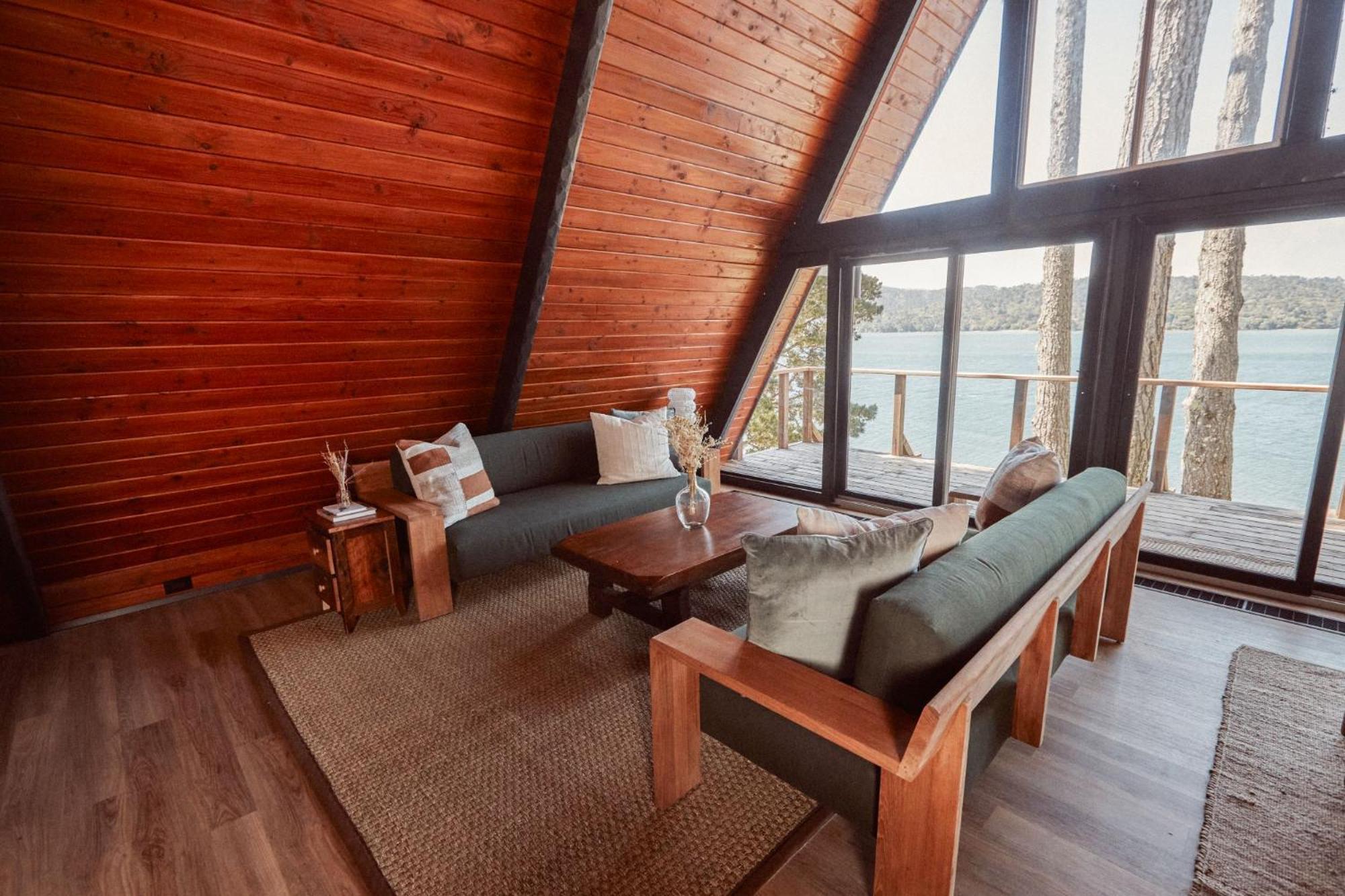 Lodge At Marconi Marshall Bagian luar foto